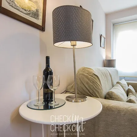 Checkincheckout Village Apartamento *