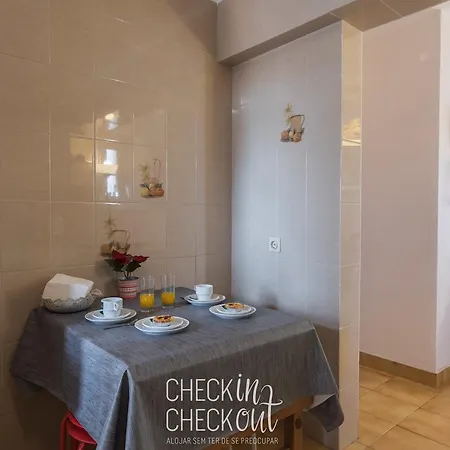 Checkincheckout Village